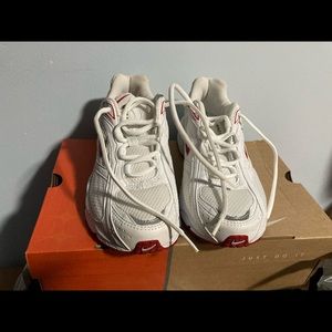 NWB Nike Women’s Max Air Running Shoes